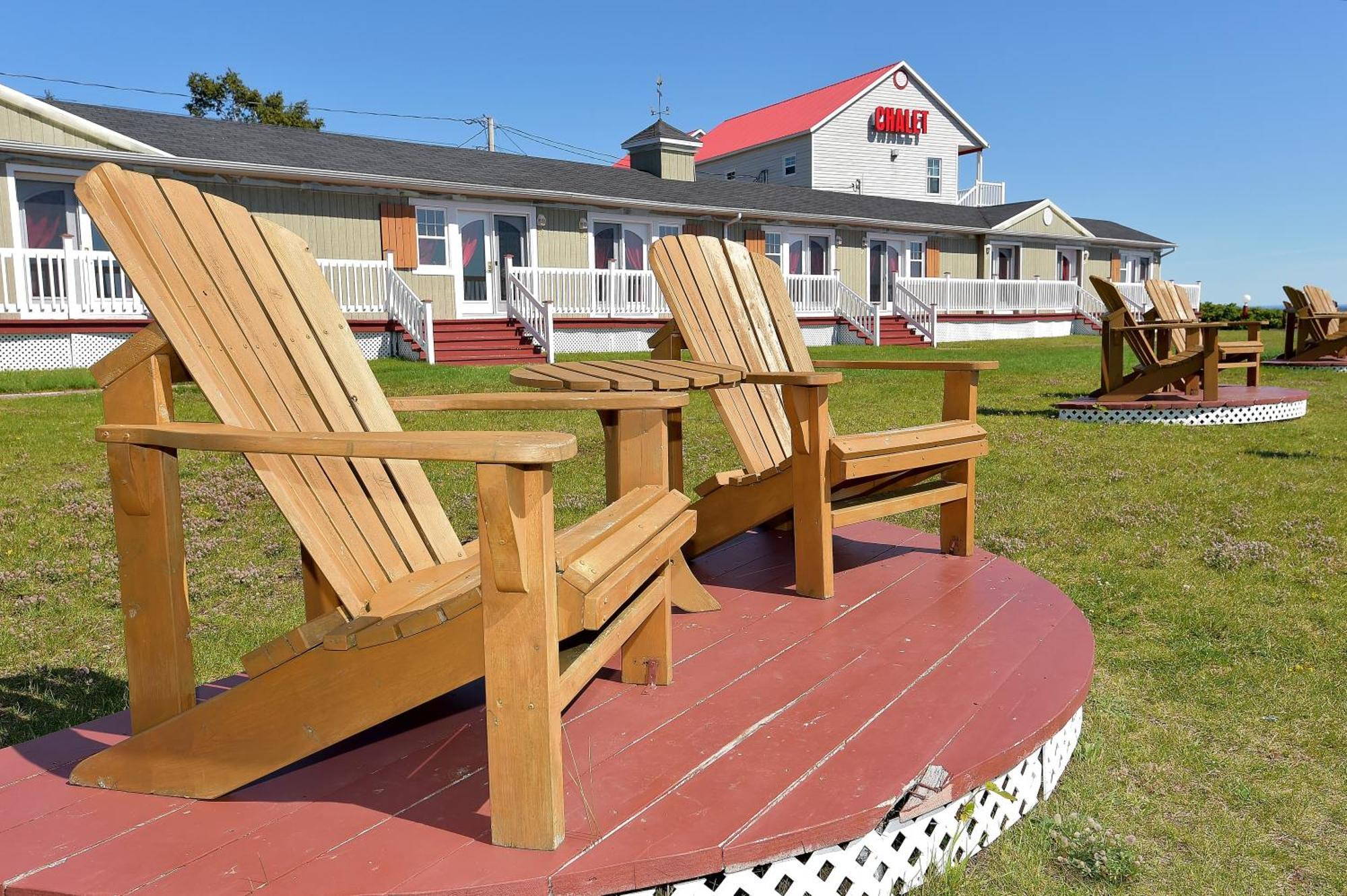 Motel Et Chalets Bo-Fleuve Evangeline 세인트시몬 객실 사진