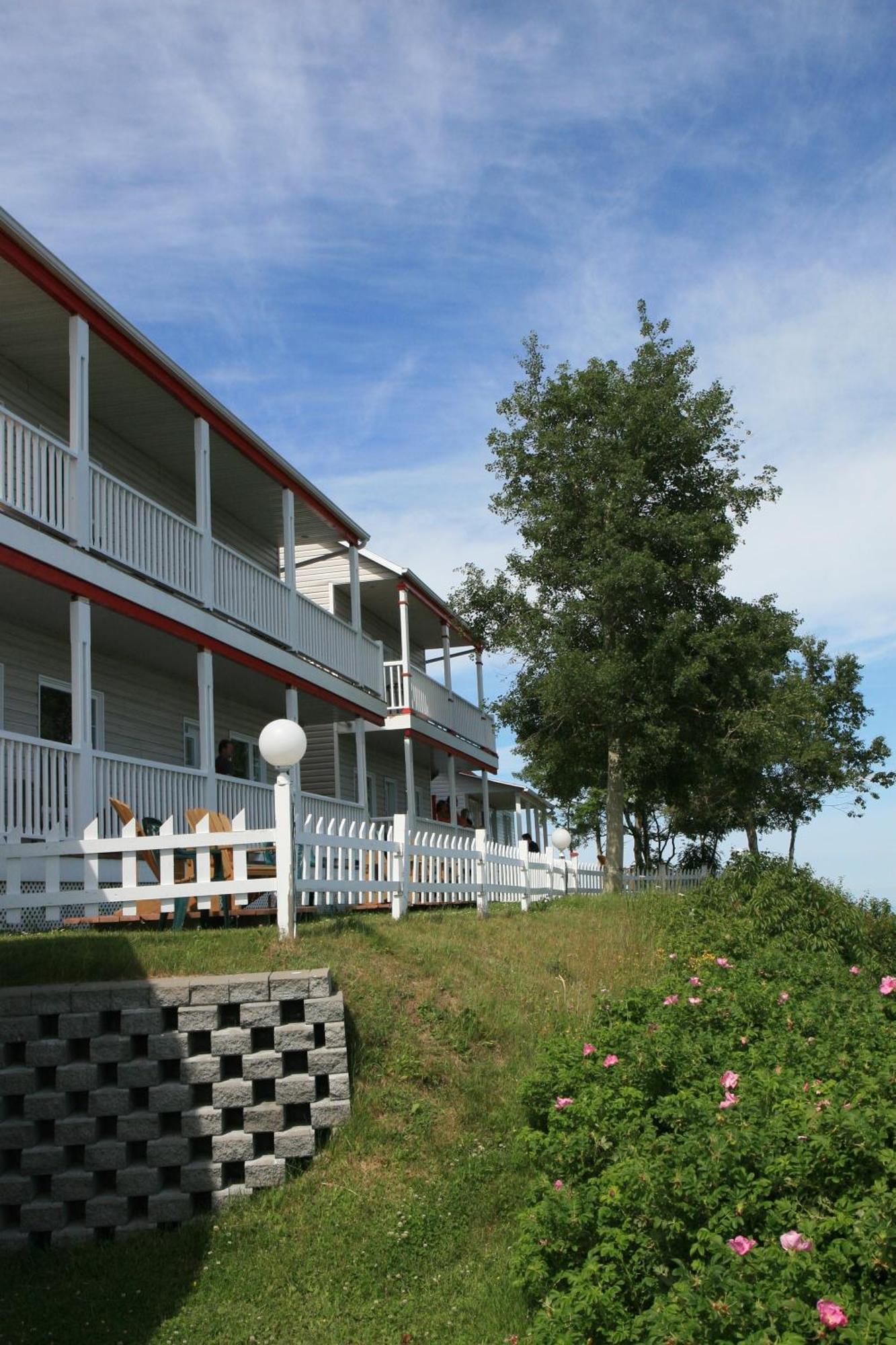 Motel Et Chalets Bo-Fleuve Evangeline 세인트시몬 객실 사진